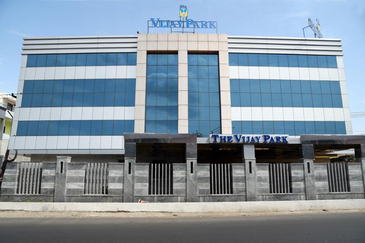 The Vijay Park - Airport Hotel Chennai Exterior foto